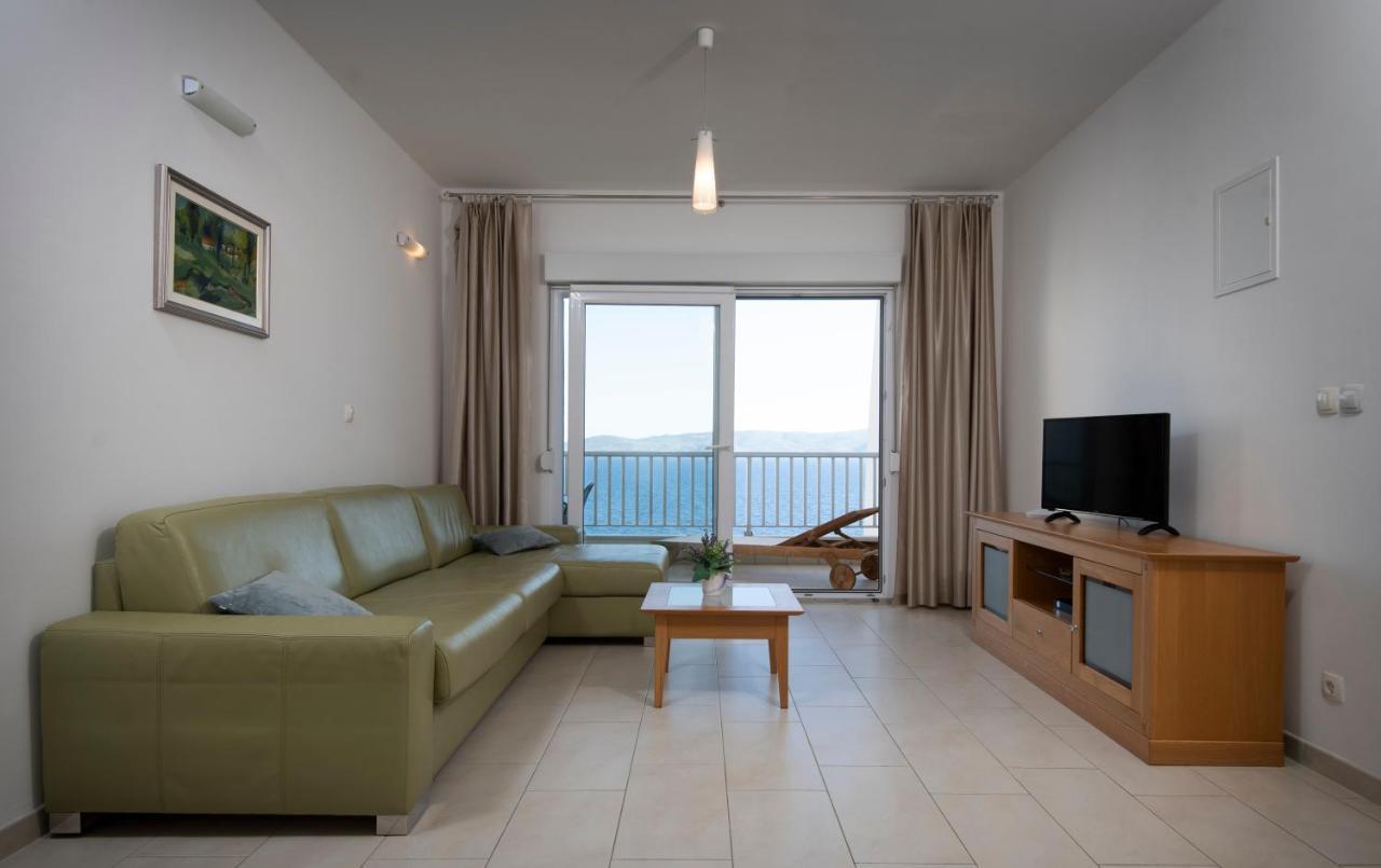 Apartments Vela Sollis Marusici  ภายนอก รูปภาพ