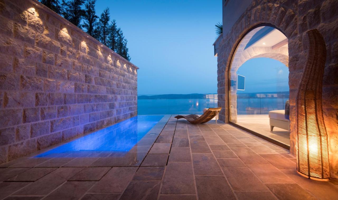 Apartments Vela Sollis Marusici  ภายนอก รูปภาพ